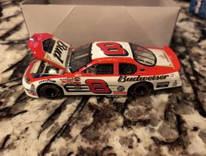 Dale Earnhardt Jr #8 Budweiser 2004 Daytona 500 Winner  Nascar 1/24 Diecast - Picture 1 of 8