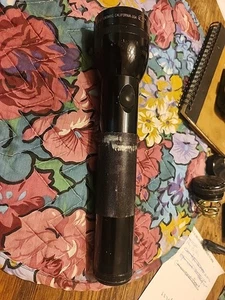 Mag-Lite 10" 2D Cell Akku schwarz Taschenlampe Maglite, Made in USA - Bild 1 von 8