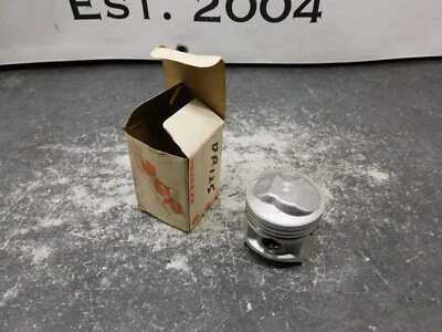 铃木 DR 125 NOS 活塞 1211 05202 2463 — 第 1/4 张图片