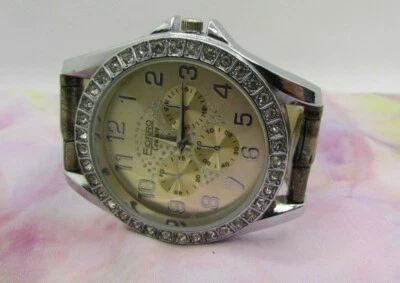 Reloj FIGARO Alta Costura Para Mujer Imitación Piel Serpiente Banda Cristal Nueva Batería Lujosa Foto 1 de 3