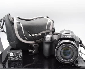 Panasonic LUMIX DMC-FZ70 Digital Camera Optical 60x Black - Picture 1 of 8