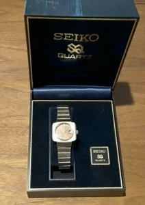 Vintage Seiko 2205-0401 Automatic Women's Watch, 17 Jewels, Works, Free Shipping - Picture 1 of 8