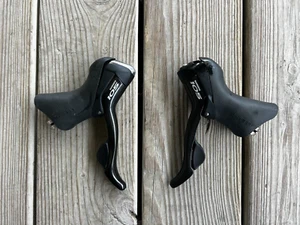 Shimano ST-5600 2/3x10 Speed Drop Bar Lever Set- Used - Picture 1 of 4