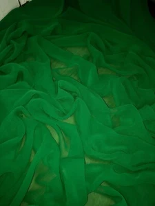 1 mtr emerald green chiffon dress fabric..45” wide (114cm) - Picture 1 of 3