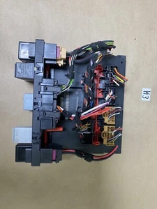 VOLKSWAGEN GOLF 2.0 DIESELBCM BODY CONTROL MODULE BKD FUSE BOX 300937049AE K3 J - Picture 1 of 8