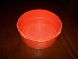TUPPERWARE ORANGE AUFBEWAHRUNG OHNE DECKEL - Bild 1 von 1