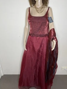 Ladies Special Occasion Wear Poly USA Cut #4 - Picture 1 of 8