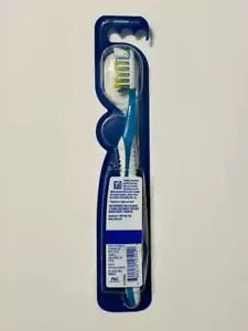 Oral-B Pro-Health Vitalizer Advanced Toothbrush Soft Bristles color, white blue - Picture 1 of 2