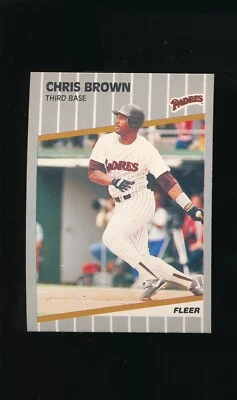 1989 Fleer #301 Chris Brown * Third Base * San Diego Padres * NM/NM-MT * - Image 1 of 2