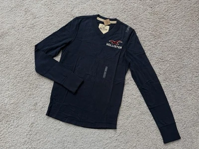 NWT Hollister Y2K Men's Navy Long Sleeve Cotton Logo V-Neck Graphic Tee Sz S - Image 1 of 4