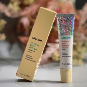 Glossier Balsamo Compleanno Dotcom Universal Skin Unguento Formula Vegan Labbra Nuovo - Foto 1 di 1