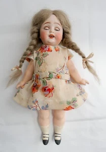 kleine antike Biskuit Porzellan Puppe Made in Germany 22 cm mit Schlafaugen - Picture 1 of 8