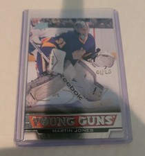 2015-16 Upper Deck Buybacks 2013-14 Young Guns Martin Jones Gold Ink Auto 1/ 25 