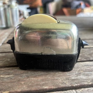 CHROM TOASTER MIT TOAST SALZ UND PFEFFERSTREUER Made In USA Vintage - Bild 1 von 5