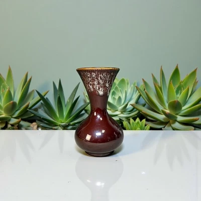 Vintage Kernewek Cornwall Brown Honeycomb Glaze Bud Vase 19cm Height - Image 1 of 4