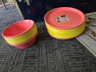 Lot 9 Gibson Melamine Dessert Salad Plates NWT & 9 Matching Fruit Cereal Bowls - Image 1 of 4