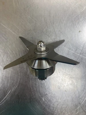 Vitamix XL® blade agitator assembly for 64 Ounce Container 15941 - Image 1 of 4