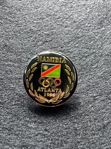 Juegos Olímpicos Atlanta 1996 NOC Pin Equipo Namibia Bandera - Imagen 1 de 2
