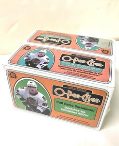 2013-14 O-Pee-Chee Hockey Retail Box