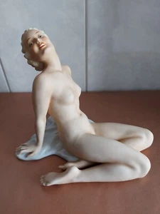 Porzellanfigur-~Wallendorf-~Weiblicher Akt-~Frau sitzend -~17,5 x 22,0 ! - Bild 1 von 24