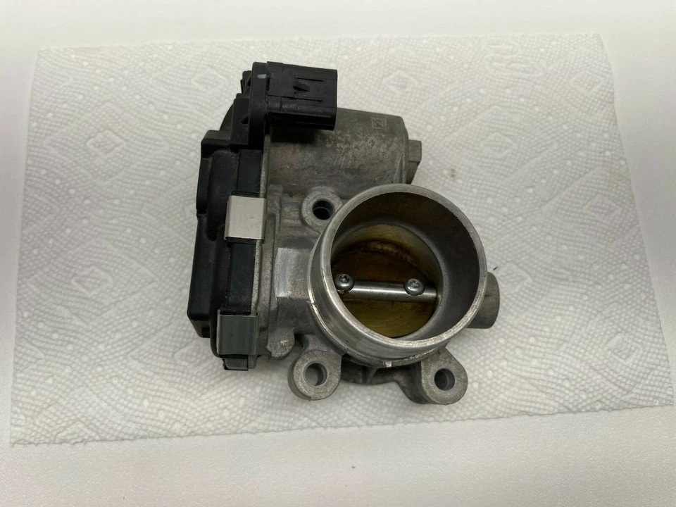 Chevrolet Malibu 2017 2018 2019 1,5 L admisión aire acelerador carrocería válvula 12671379AA Foto 1 de 4