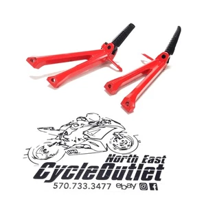 2022 11-25 SUZUKI GSXR600 GSXR750 OEM REAR BACK PASSENGER PEG SET PAIR - Picture 1 of 16