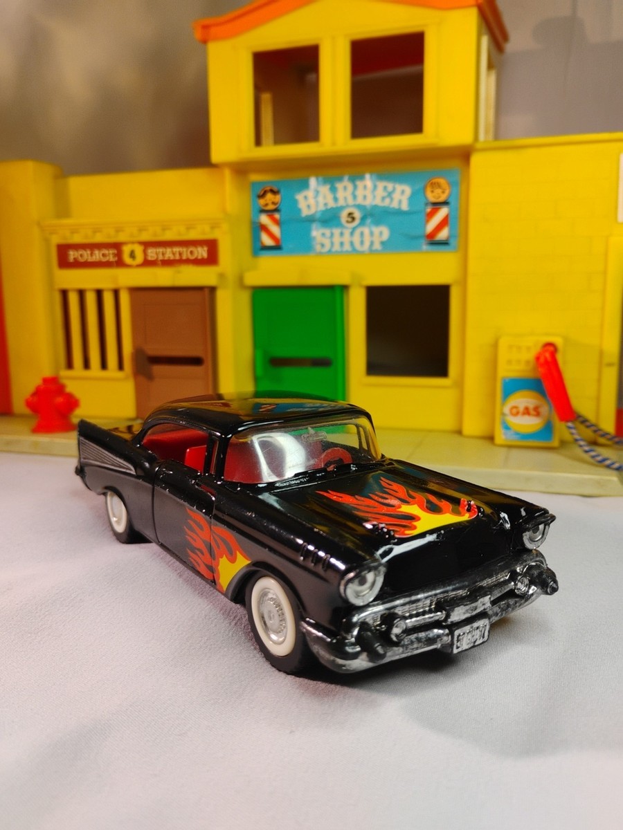【超レア】 MajoRETTE 1957 シェビー Majorette 1957 57 Chevy Bel Air 1:32 Scale Black with Flames