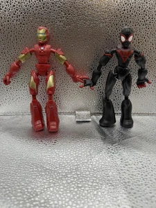 2 figuras de acción Marvel 2019 Hasbro SA - Spiderman e Ironman Bend and Flex 6" - Imagen 1 de 2