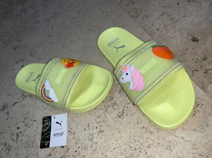 PUMA x emoji® Leadcat Yellow Women's Slides Size 5C - Picture 1 of 7