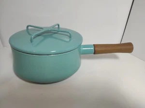 Dansk Kobenstyle Teal 2 Quarts Enamel Metal Covered Saucepan JHQ 11224719 - Picture 1 of 7