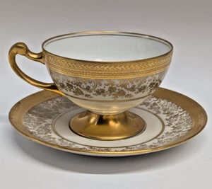 Hutschenreuther Selb TEA CUP & SAUCER - Gold & White - Picture 1 of 7