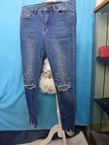 JEANSHOSE MIT PERLEN GR S LEICHT DEHNBAR NEU RISSE JEANS HOSE  - Bild 1 von 6