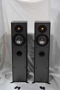 Yamaha NS-200 2-Way Stereo Floor Standing Speakers or Front Surround Speakers - Picture 1 of 21
