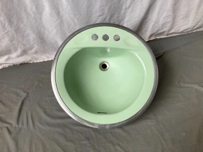 Fregadero de baño redondo de colección Mid Century 18" de hierro fundido verde jadeíta pálido 450-23E Foto 1 de 4