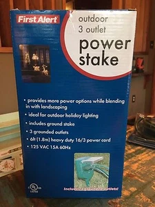 First Alert Outdoor 3 Outlet Power Stake 6' 16/3 Power Cord - Picture 1 of 2