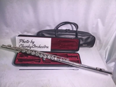 Yamaha YFL-211SII Flute with E Mechanism | Cleaned & Tested | Case & Bag #2355 - Image 1 of 4