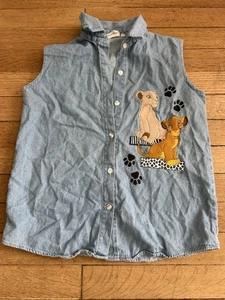 Camiseta sin mangas vintage Lion King Chambray Denim Disney juvenil talla 10 Simba abotonada - Imagen 1 de 7