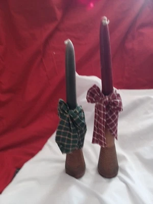 2 candelabros antiguos. Husillos de fabricación reutilizados de carrete de bobina. Foto 1 de 4