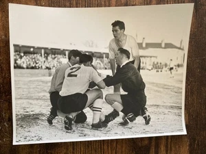 TFC - Original press action photo Scottish Lower/Non League 1970s ? Snowy pitch - Picture 1 of 2