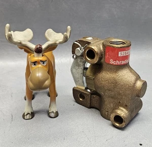 Schrader Bellows 9264-0329 Brass Two-Way Valve 3/8" - Picture 1 of 8