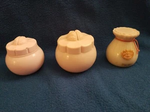 VINTAGE YARDLEY OF LONDON BEE COMPLEXION CREAM JARS SACHET JAR COLLECTION LOT - Picture 1 of 11