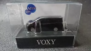 Toyota Voxy LED Licht Schlüsselanhänger schwarz zurückziehbar Mini Auto - Bild 1 von 9