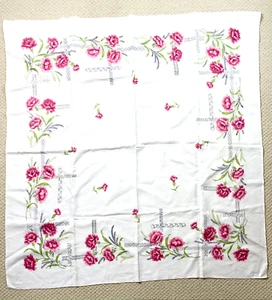 VINTAGE TABLECLOTH FLORAL BOUQUETS CARNATION PRINT Approx. 50" square - Picture 1 of 3