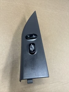 99-02 Ford F-150 Passenger Power Window Switch W/ Bezel Regular Or Extended Cab - Picture 1 of 15