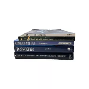 Lot of 5 Aviation Airplane Books Bombers Military Aircraft Leading Edge Fliers - Foto 1 di 22