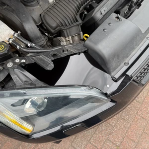 Mk2 (Pre-Facelift) Ford Focus inc ST Slam Panel Ends - Gloss Black Plastic - Picture 1 of 2