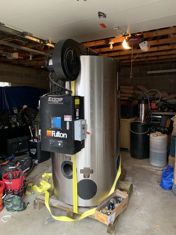 Caldera de vapor Fulton 20 HP Foto 1 de 2