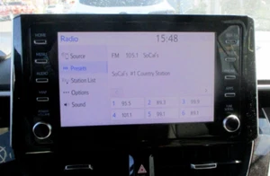 Unidad de radio hatchback Toyota Corolla 2019, usada, 8614012210 - Imagen 1 de 24