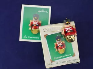 Hallmark Andenken Miniatur Ornament SOLDAT Glocke 9. 2003 Weihnachten in Box - Bild 1 von 10