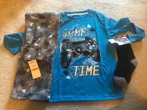 Boys Sleep On It GAME-TIME Long Sleeve Pajamas Set socks Blue/Black Age- S(6/7) - Picture 1 of 7